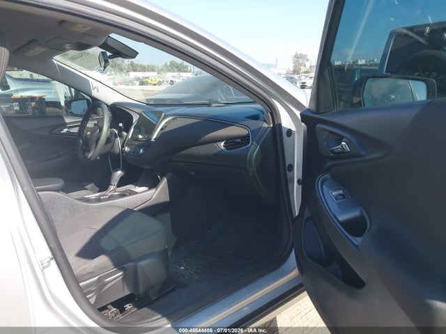 1G1ZB5STXKF225427 Chevrolet Malibu 1ls
