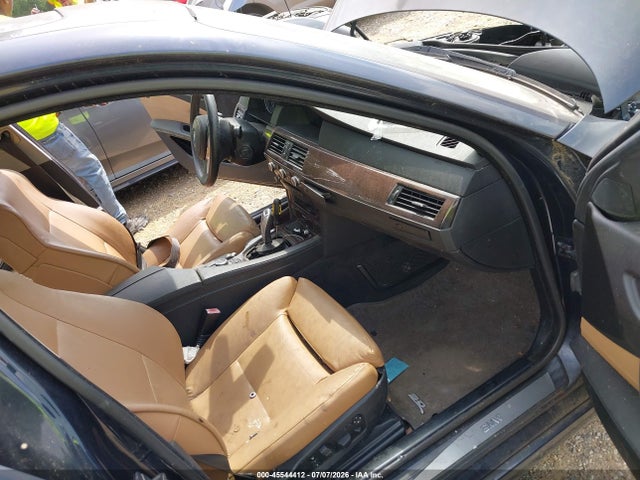 2010 Bmw 535i მანქანა იყიდება აუქციონზე, vin: WBANW1C57AC165039, აუქციონის ნომერი: 45544412