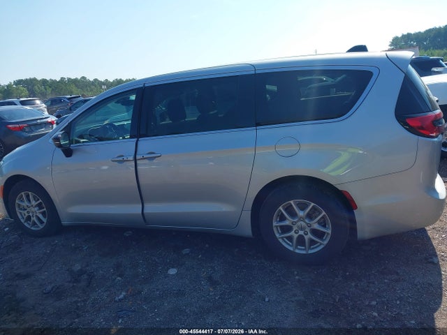 2024 Chrysler Pacifica Touring L მანქანა იყიდება აუქციონზე, vin: 2C4RC1BG0RR172143, აუქციონის ნომერი: 45544417