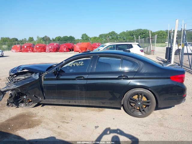 45544422 :رقم المزاد ، WBAJE7C38HG888341 vin ، 2017 Bmw 540i Xdrive مزاد بيع