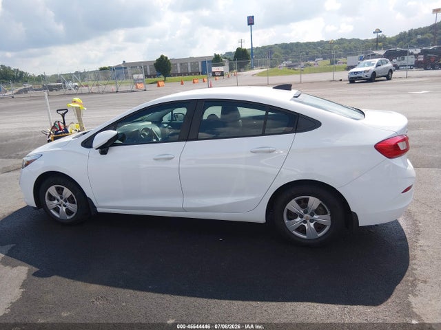 Продажа на аукционе авто 2017 Chevrolet Cruze Ls Auto, vin: 3G1BC5SM7HS522635, номер лота: 45544446