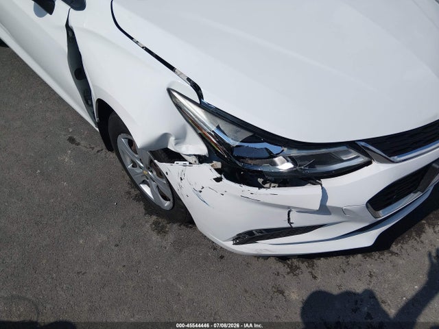 Продажа на аукционе авто 2017 Chevrolet Cruze Ls Auto, vin: 3G1BC5SM7HS522635, номер лота: 45544446