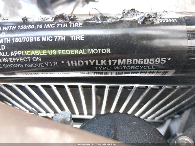Harley-Davidson FXFBS 2021 1HD1YLK17MB060595 Image 10