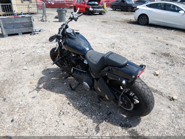 Harley-Davidson FXFBS 2021 1HD1YLK17MB060595 Image 3