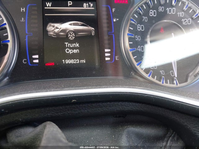 Продаж на аукціоні авто 2015 Chrysler 200 Limited, vin: 1C3CCCAB5FN598690, номер лоту: 45544482