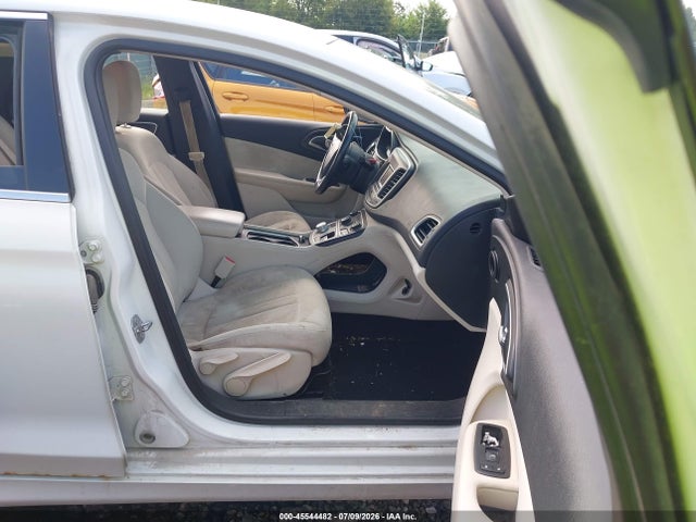 Продаж на аукціоні авто 2015 Chrysler 200 Limited, vin: 1C3CCCAB5FN598690, номер лоту: 45544482