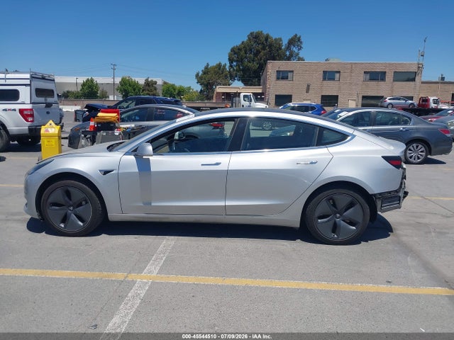 Tesla MODEL 3 2018 5YJ3E1EA5JF030653 Image 15