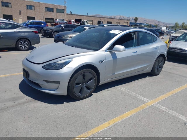 Tesla MODEL 3 2018 5YJ3E1EA5JF030653 Image 2