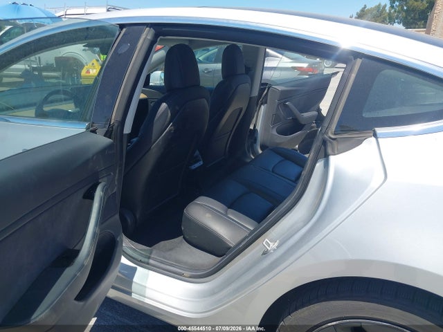 Tesla MODEL 3 2018 5YJ3E1EA5JF030653 Image 8