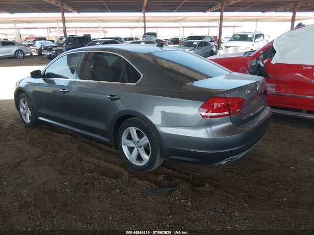 2013 Volkswagen Passat 2.5l Se მანქანა იყიდება აუქციონზე, vin: 1VWBP7A31DC124785, აუქციონის ნომერი: 45544519
