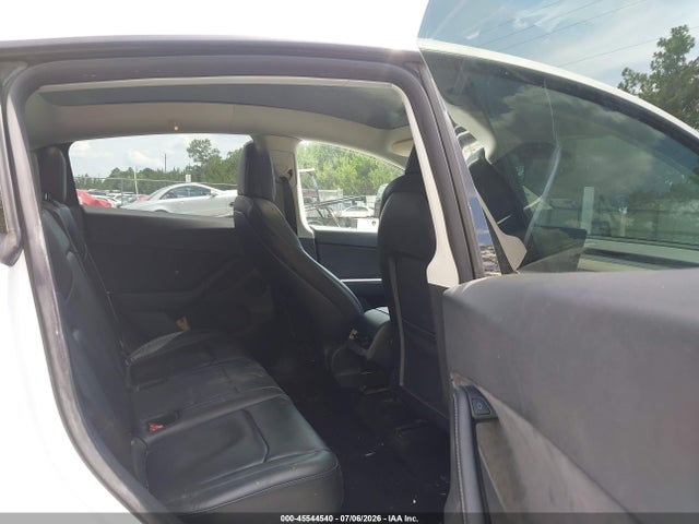 45544540 :رقم المزاد ، 7SAYGDEF9NF414666 vin ، 2022 Tesla Model Y Performance Dual Motor All-wheel Drive مزاد بيع