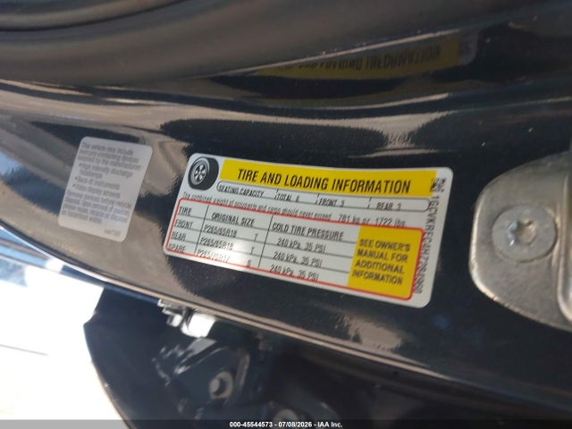 1GCVKREC4HZ284960 Chevrolet Silverado 1500 Lt