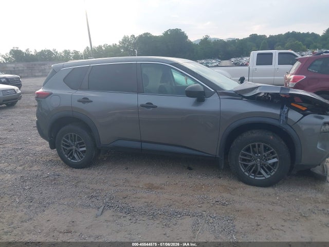 5N1AT3ABXMC698632 Nissan Rogue S Intelligent Awd