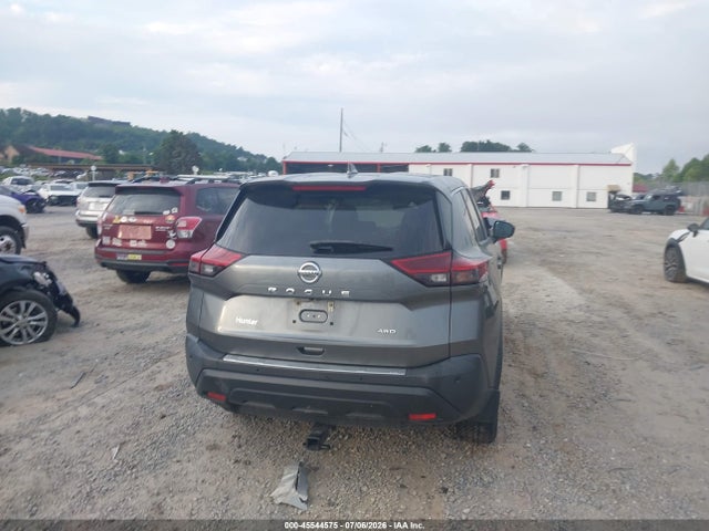 5N1AT3ABXMC698632 Nissan Rogue S Intelligent Awd
