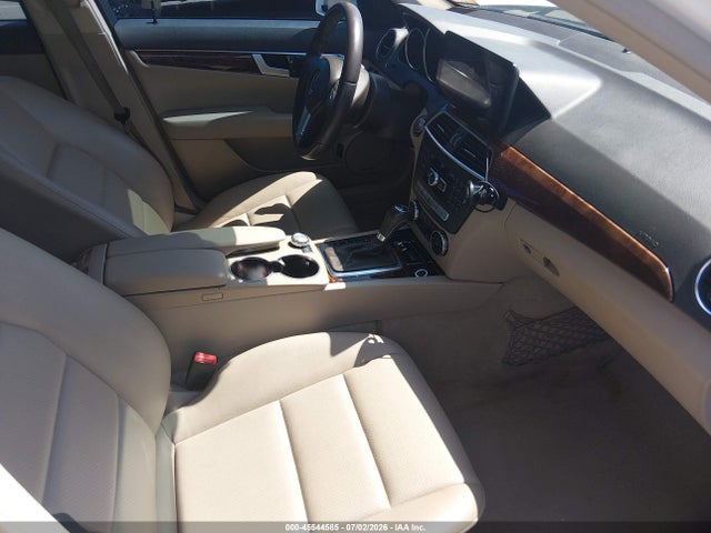 Продаж на аукціоні авто 2013 Mercedes-benz C 300 Sport 4matic, vin: WDDGF8AB8DA822420, номер лоту: 45544585