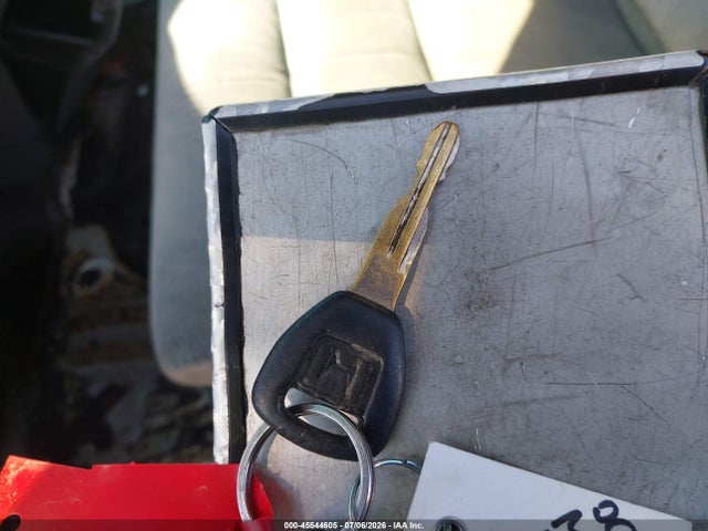 45544605 :رقم المزاد ، 2HKRL1869YH591635 vin ، 2000 Honda Odyssey Ex مزاد بيع