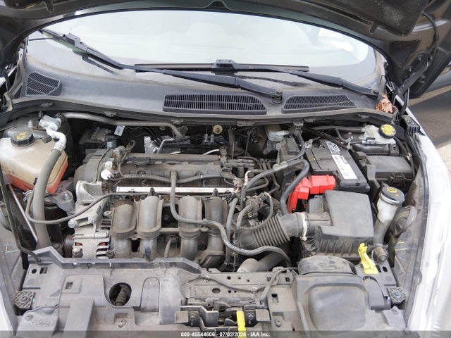 3FADP4EJ2KM157136 Ford FIESTA SE