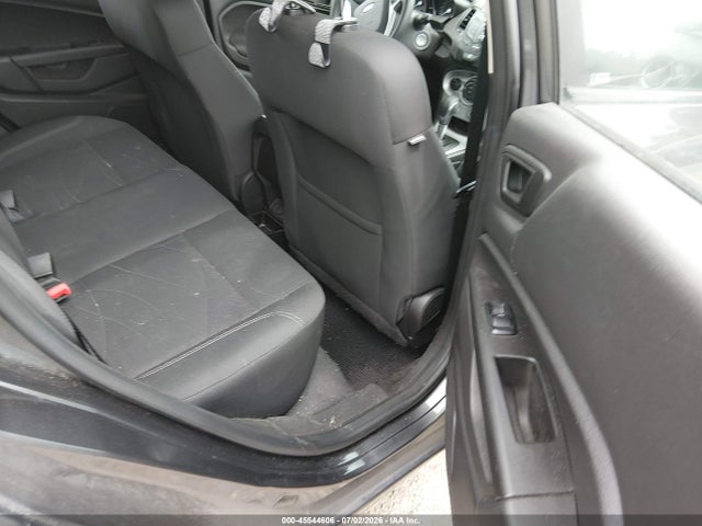 3FADP4EJ2KM157136 Ford FIESTA SE