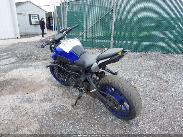 45544637 :رقم المزاد ، JYARM32E0NA004939 vin ، 2022 Yamaha Mt07 مزاد بيع