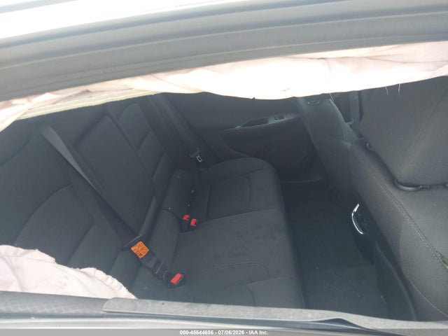 1G1ZE5ST4HF144052 Chevrolet MALIBU 1LT