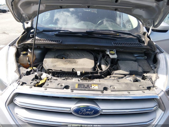 1FMCU9GDXJUD08698 Ford ESCAPE SE