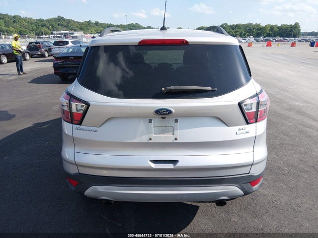 1FMCU9GDXJUD08698 Ford ESCAPE SE