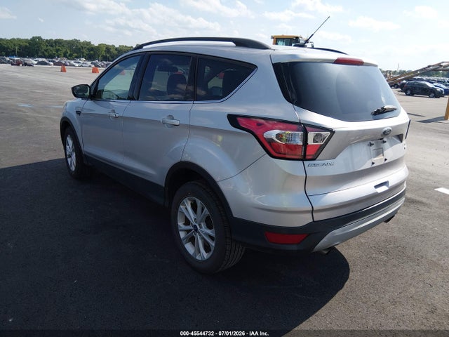 1FMCU9GDXJUD08698 Ford ESCAPE SE