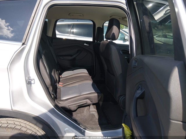 1FMCU9GDXJUD08698 Ford ESCAPE SE