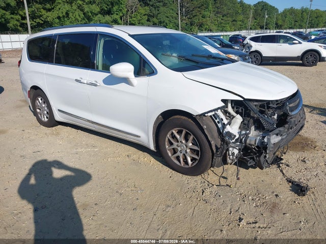 Продажа на аукционе авто 2020 Chrysler Pacifica Touring L, vin: 2C4RC1BG8LR275494, номер лота: 45544746