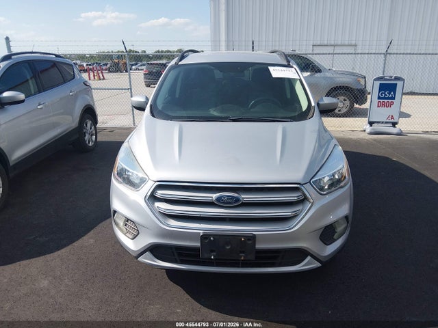 1FMCU9GD2JUD08596 Ford ESCAPE SE