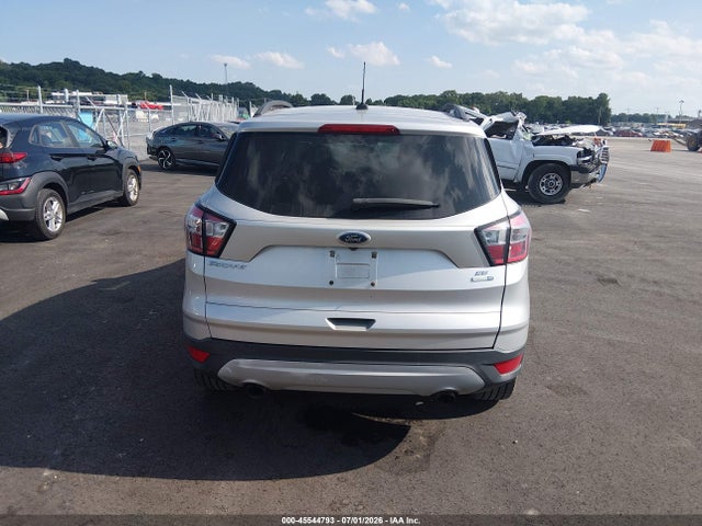 1FMCU9GD2JUD08596 Ford ESCAPE SE