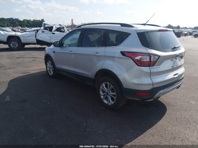 1FMCU9GD2JUD08596 Ford ESCAPE SE