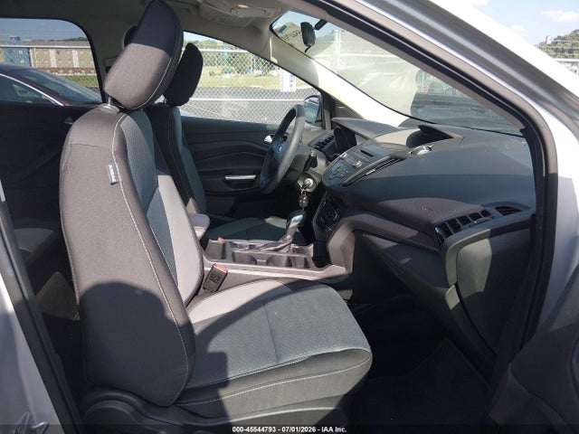 1FMCU9GD2JUD08596 Ford ESCAPE SE