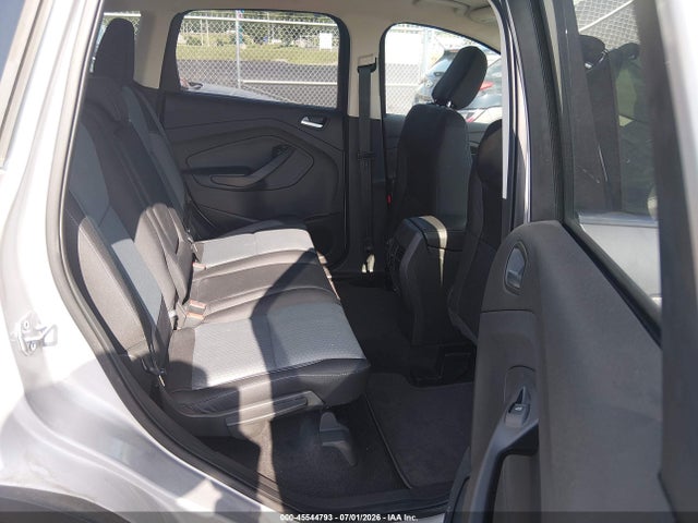 1FMCU9GD2JUD08596 Ford ESCAPE SE