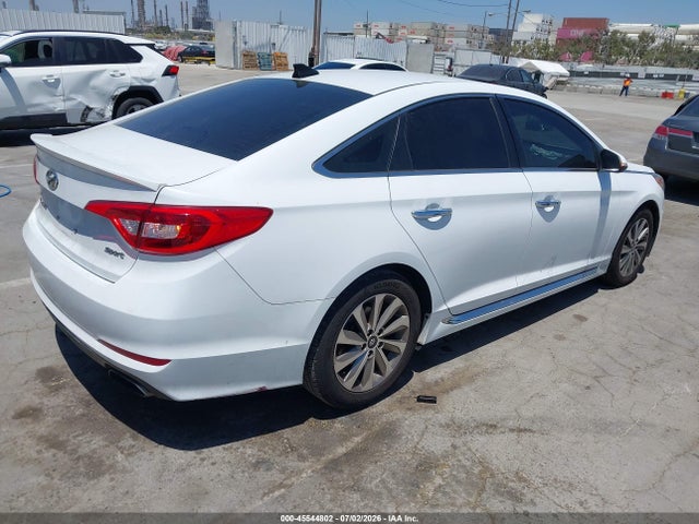 Hyundai Sonata Sport 2017 5NPE34AF0HH575527 Image 4