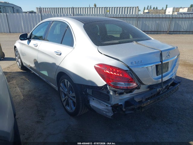 Mercedes-Benz C 300 2018 55SWF4JB8JU240835 Image 3