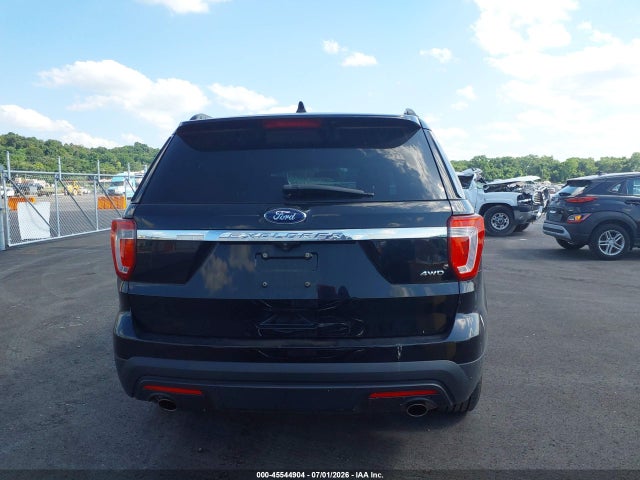 1FM5K8B88HGC91900 Ford Explorer