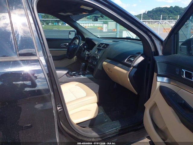 1FM5K8B88HGC91900 Ford Explorer
