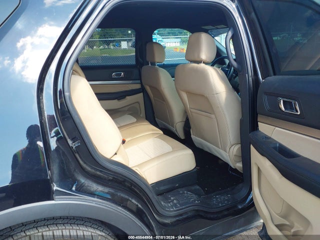 1FM5K8B88HGC91900 Ford Explorer