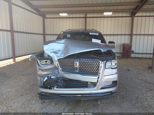 5LMJJ3LG5REL04767 Lincoln Navigator Reserve L