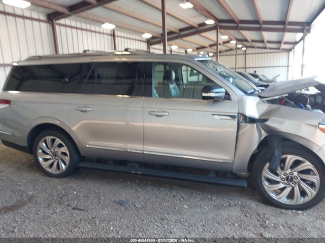 5LMJJ3LG5REL04767 Lincoln Navigator Reserve L