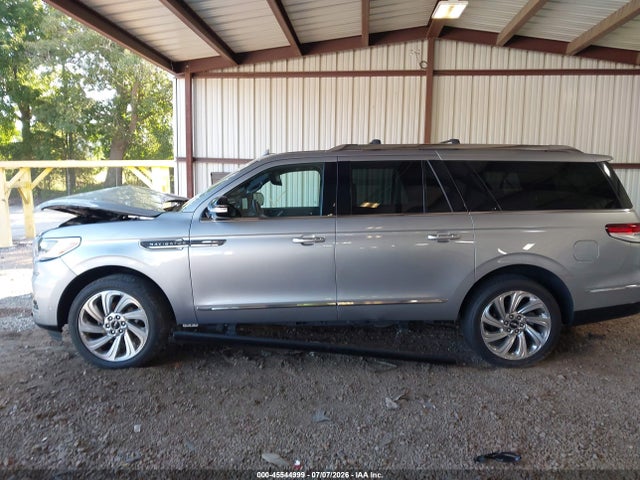 5LMJJ3LG5REL04767 Lincoln Navigator Reserve L
