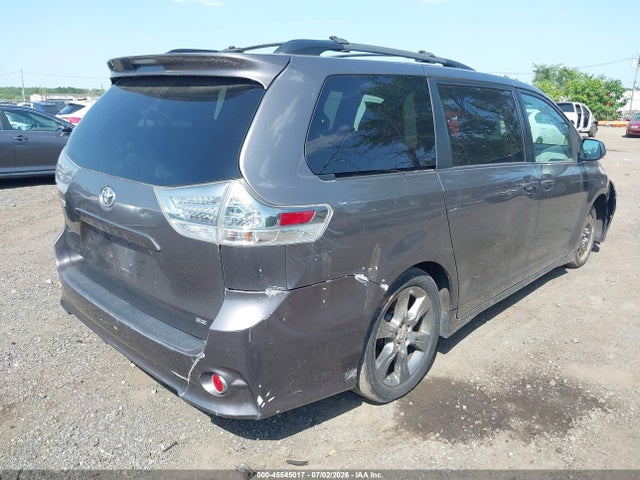 Продаж на аукціоні авто 2011 Toyota Sienna Se, vin: 5TDXK3DC2BS165031, номер лоту: 45545017