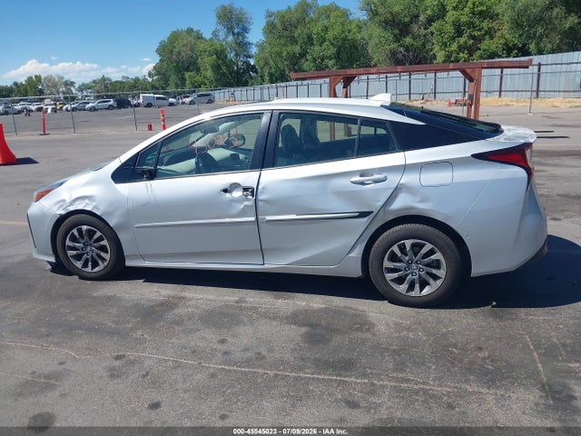 JTDKARFU4L3122562 Toyota PRIUS XLE