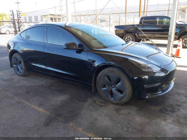 2023 5YJ3E1EB4PF655367 main image