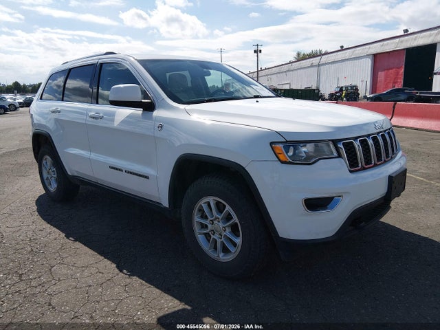 Jeep Grand Cherokee Laredo E 4x4 2020 1C4RJFAG8LC339711 головне зображення