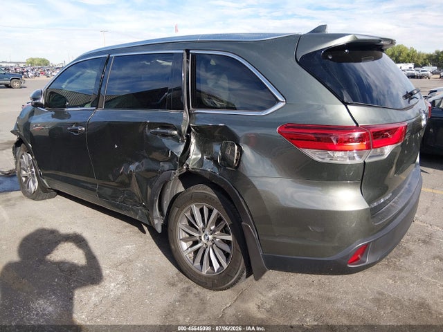 Aukcja sprzedaży 2017 Toyota Highlander Xle, vin: 5TDJZRFH9HS468751, numer aukcji: 45545098