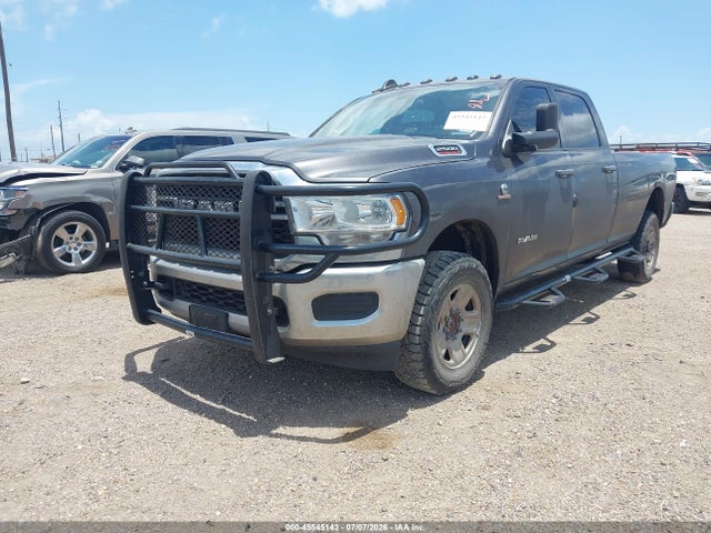 45545143 :رقم المزاد ، 3C6UR5HL0KG682032 vin ، 2019 Ram 2500 Tradesman  4x4 8' Box مزاد بيع