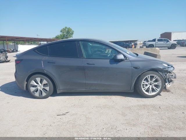 Продаж на аукціоні авто 2023 Tesla Model Y Awd/long Range Dual Motor All-wheel Drive, vin: 7SAYGAEE1PF610447, номер лоту: 45545145