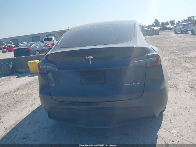 Продаж на аукціоні авто 2023 Tesla Model Y Awd/long Range Dual Motor All-wheel Drive, vin: 7SAYGAEE1PF610447, номер лоту: 45545145